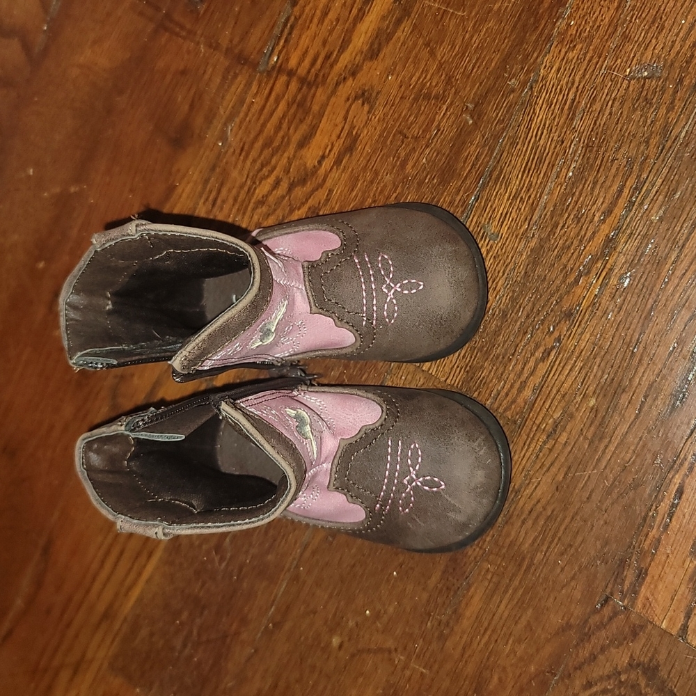 Cowgirl boots size 3 pink and brown
